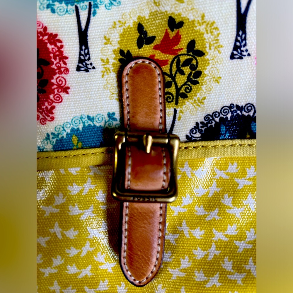 Fossil Crossbody purse yellow birds and trees